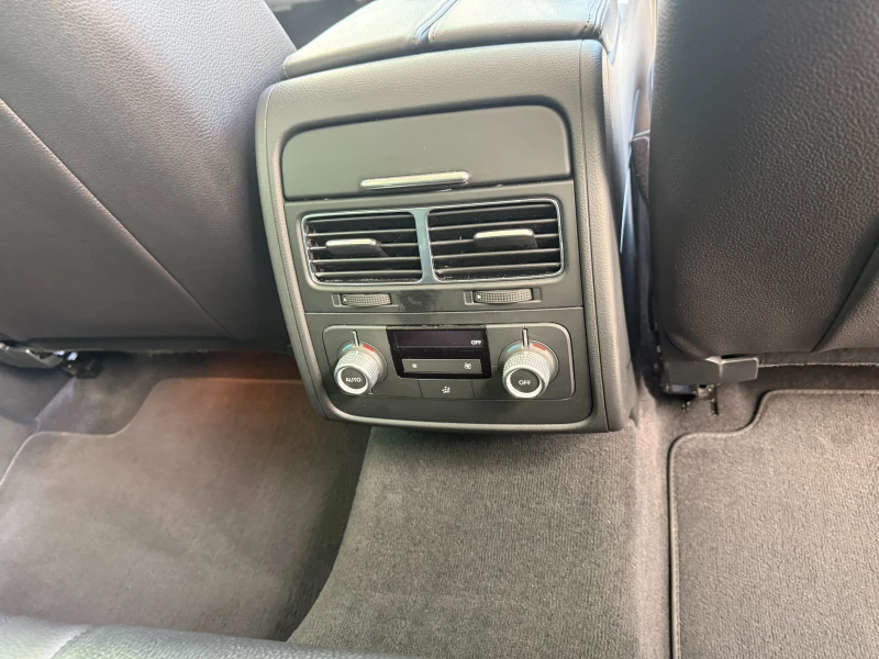 VW Touareg TDI, снимка 13 - Автомобили и джипове - 51621472