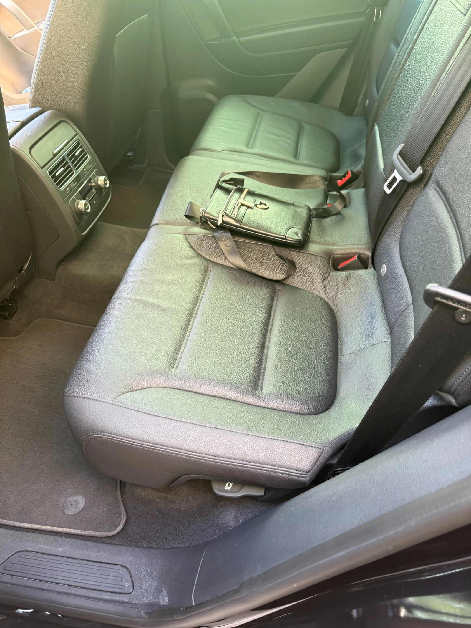 VW Touareg TDI | Mobile.bg   12