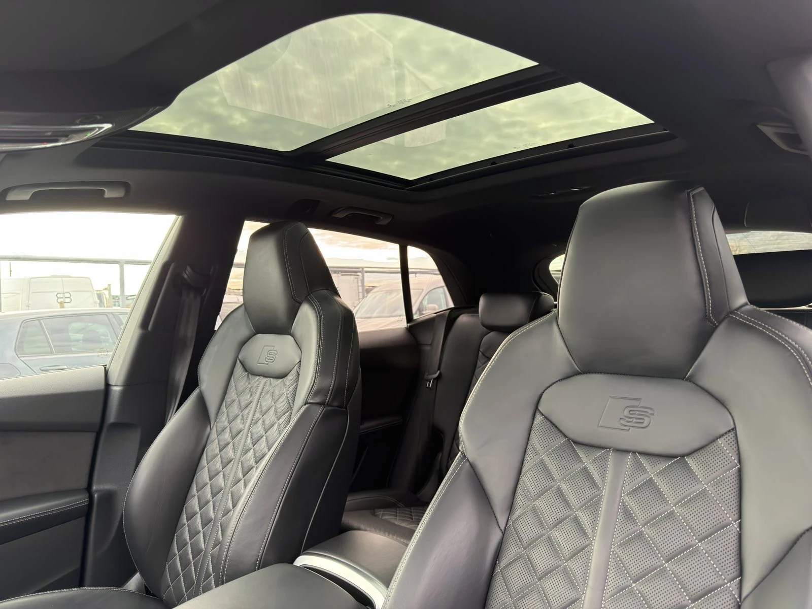 Audi SQ8 4.0TDI/CERAMIC/360* /PANO/B&O/FULL | Mobile.bg   14