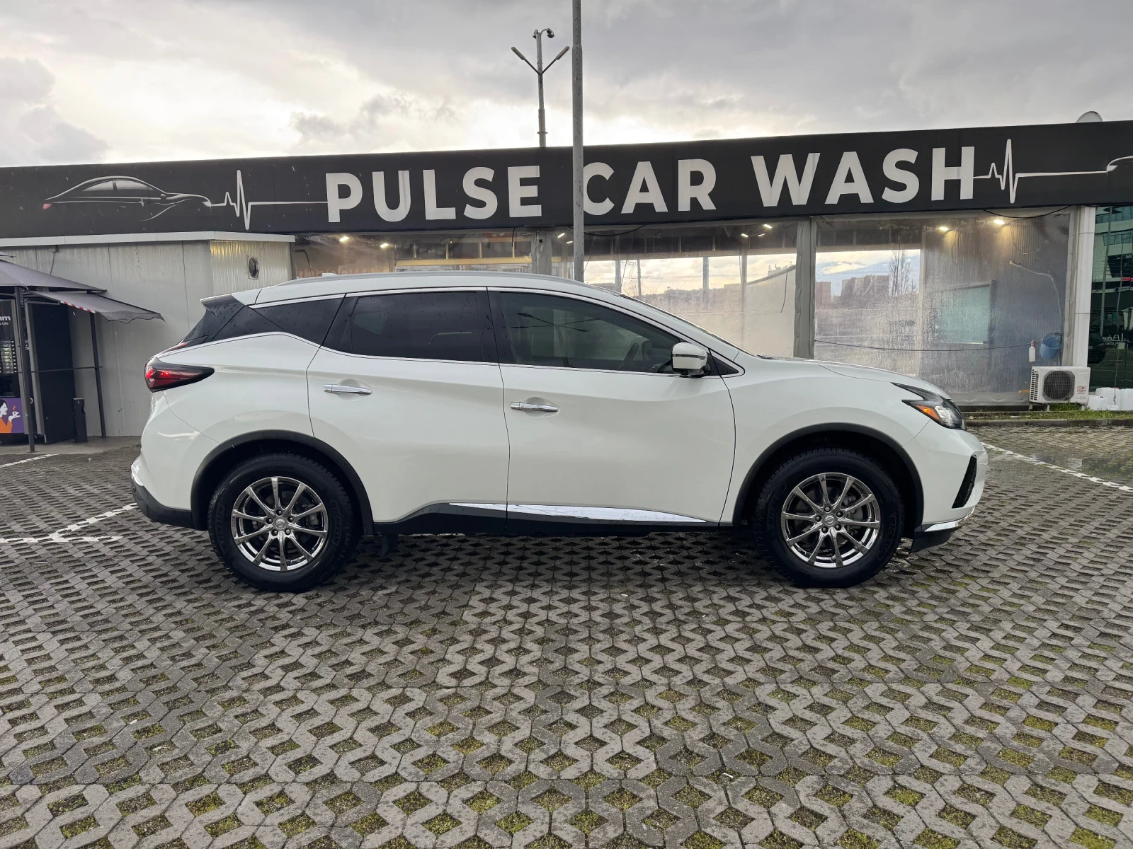 Nissan Murano PLATINUM 3.5V6 ГАЗ 4х4 58 000км НОВО, снимка 4 - Автомобили и джипове - 54093276