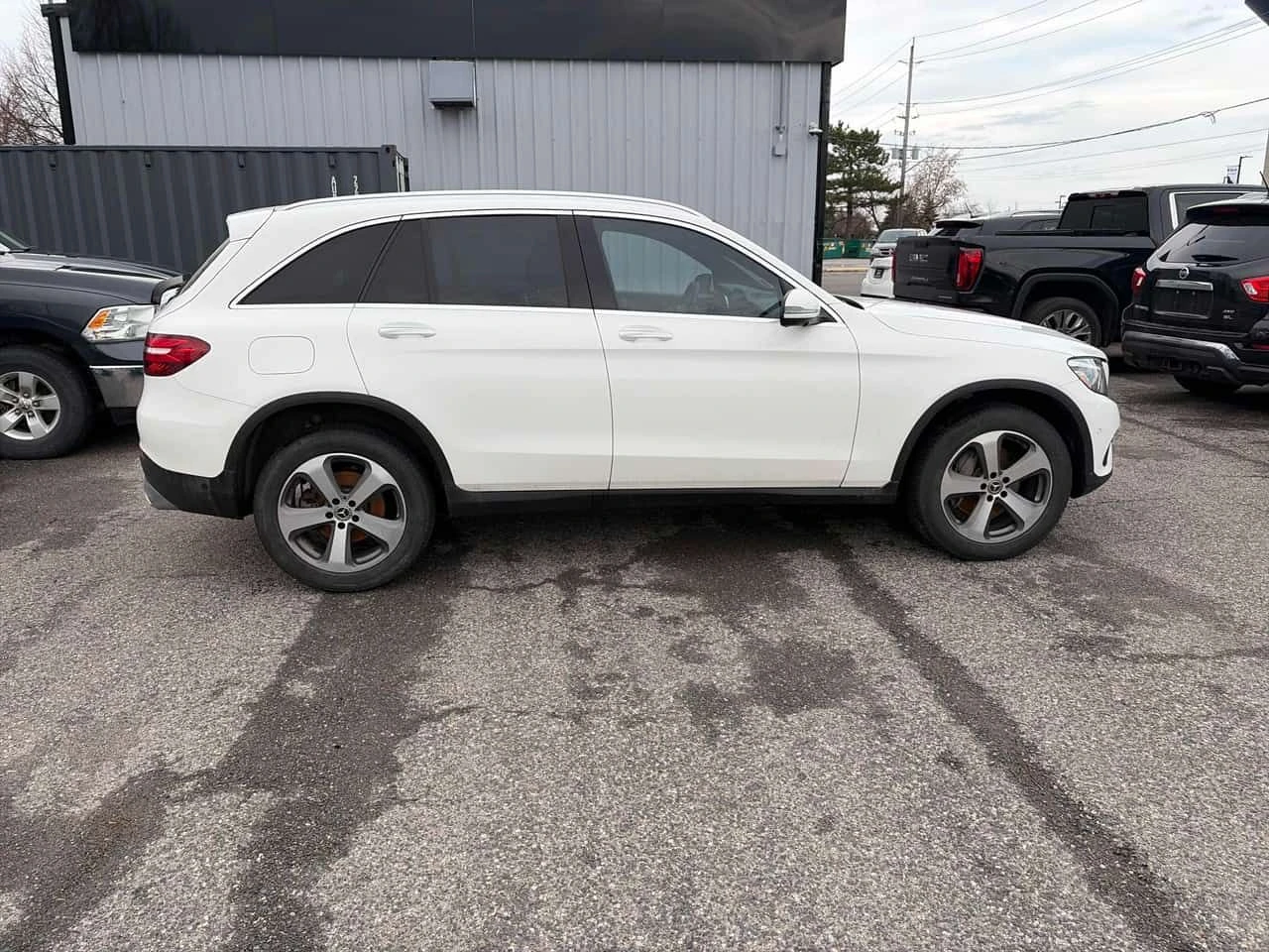 Mercedes-Benz GLC 300 * 360 * ПОДГРЕВИ * КАМЕРА * ПАМЕТ , снимка 3 - Автомобили и джипове - 54094399