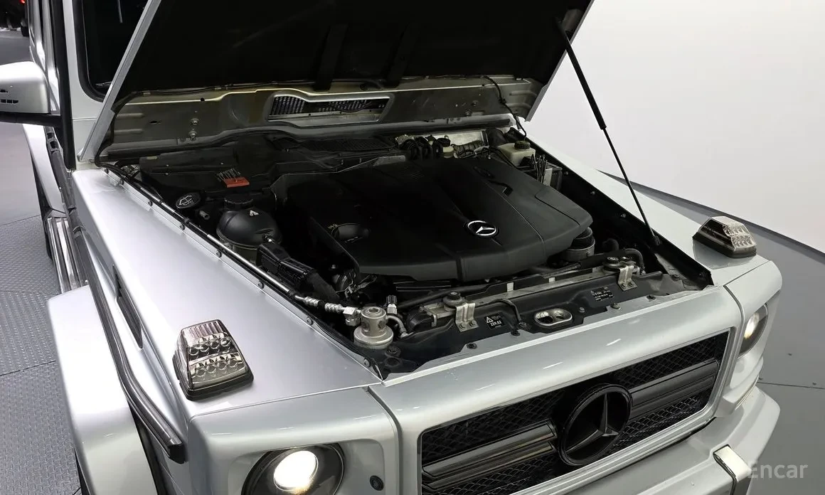 Mercedes-Benz G 350 AMG-PACK / 4MATIC , снимка 6 - Автомобили и джипове - 54314135