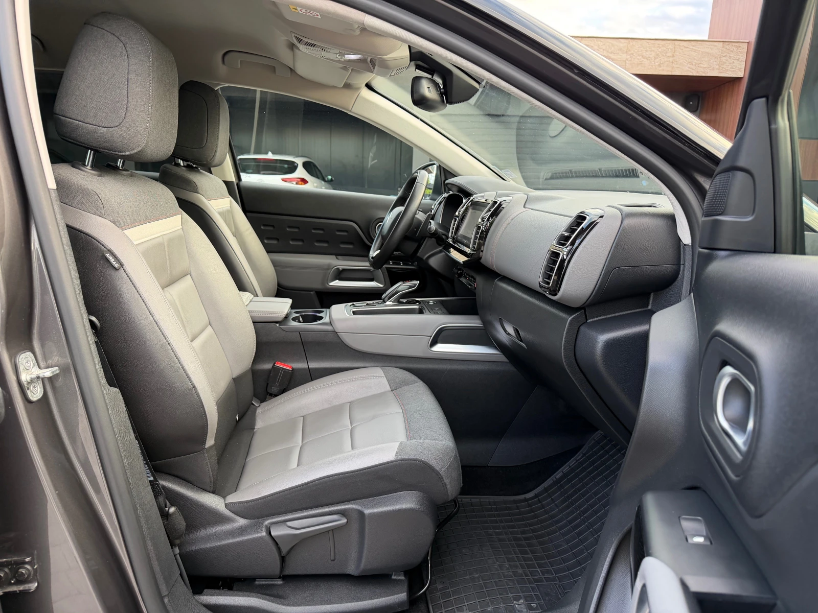 Citroen C5 Aircross, снимка 12 - Автомобили и джипове - 54612668