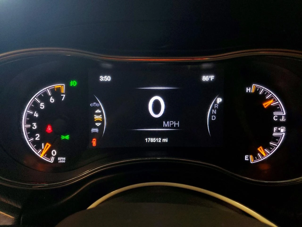 Jeep Grand cherokee, снимка 9 - Автомобили и джипове - 55307870