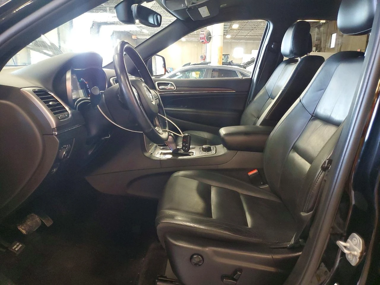Jeep Grand cherokee, снимка 7 - Автомобили и джипове - 55307870