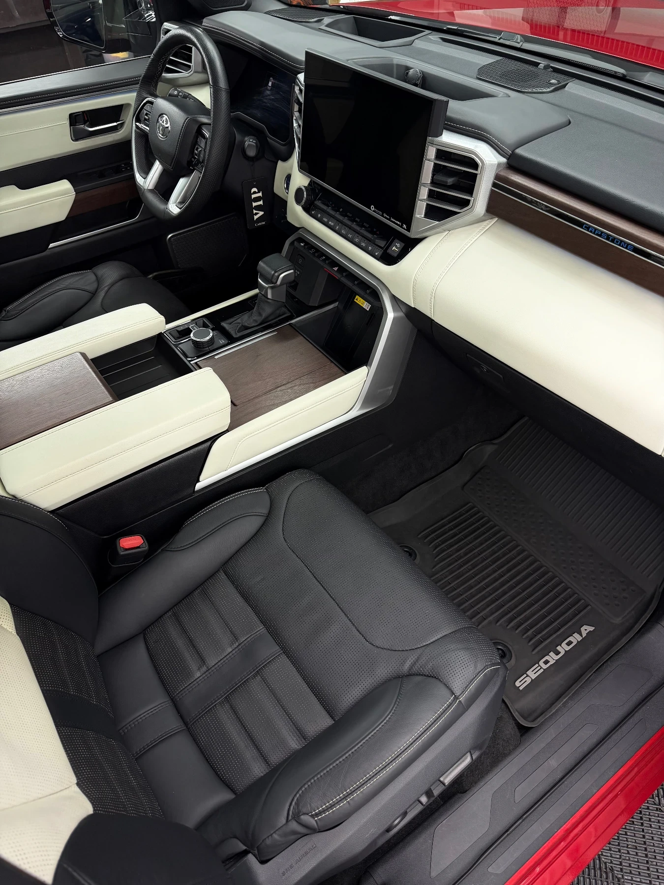 Toyota Sequoia Capstone, снимка 3 - Автомобили и джипове - 55837621