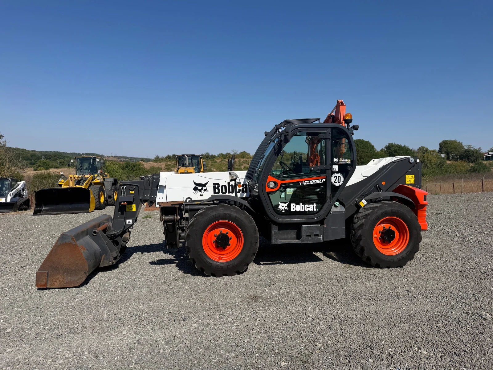 Телескопични товарачи Bobcat T40.180 SLPB С ТРУ УРЕДА ЛИЗИНГ, снимка 2 - Индустриална техника - 55799862