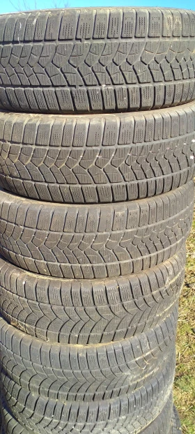 Гуми Зимни 215/65R16, снимка 1