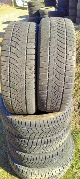 Гуми Зимни 215/65R16, снимка 2