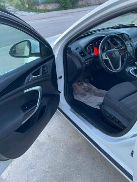Opel Insignia 2.0 CDTI 160 PS 4* 4, снимка 13