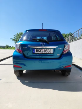 Toyota Yaris Бензин-Хибрид - Автомат -Нова , снимка 5