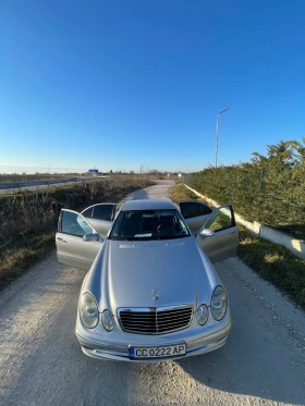 Mercedes-Benz E 220, снимка 3