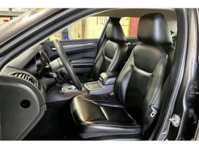 Chrysler 300c * Touring | V6 | Heated Seats | Navigation * CARFA - 19900 € / 38921.02 лв. - 45275256 3