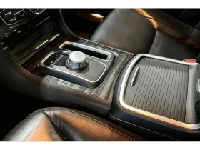 Chrysler 300c * Touring | V6 | Heated Seats | Navigation * CARFA - 19900 € / 38921.02 лв. - 45275256 11