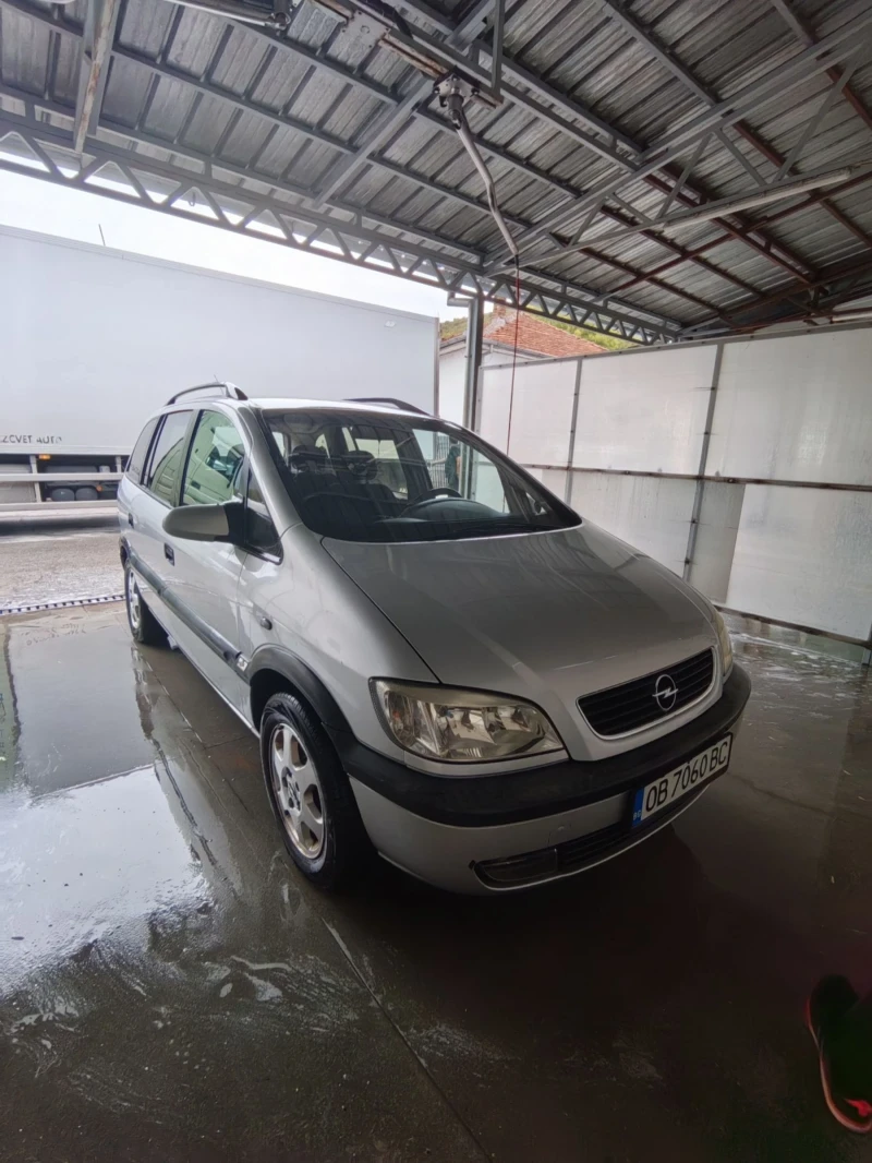 Opel Zafira, снимка 1 - Автомобили и джипове - 47481588