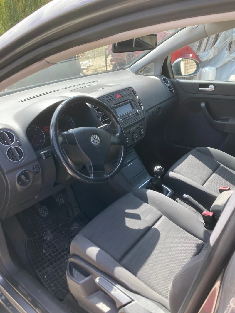 VW Golf Plus 1.9, снимка 5 - Автомобили и джипове - 47632499