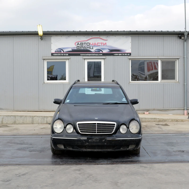 Mercedes-Benz E 270, снимка 1 - Автомобили и джипове - 47714561