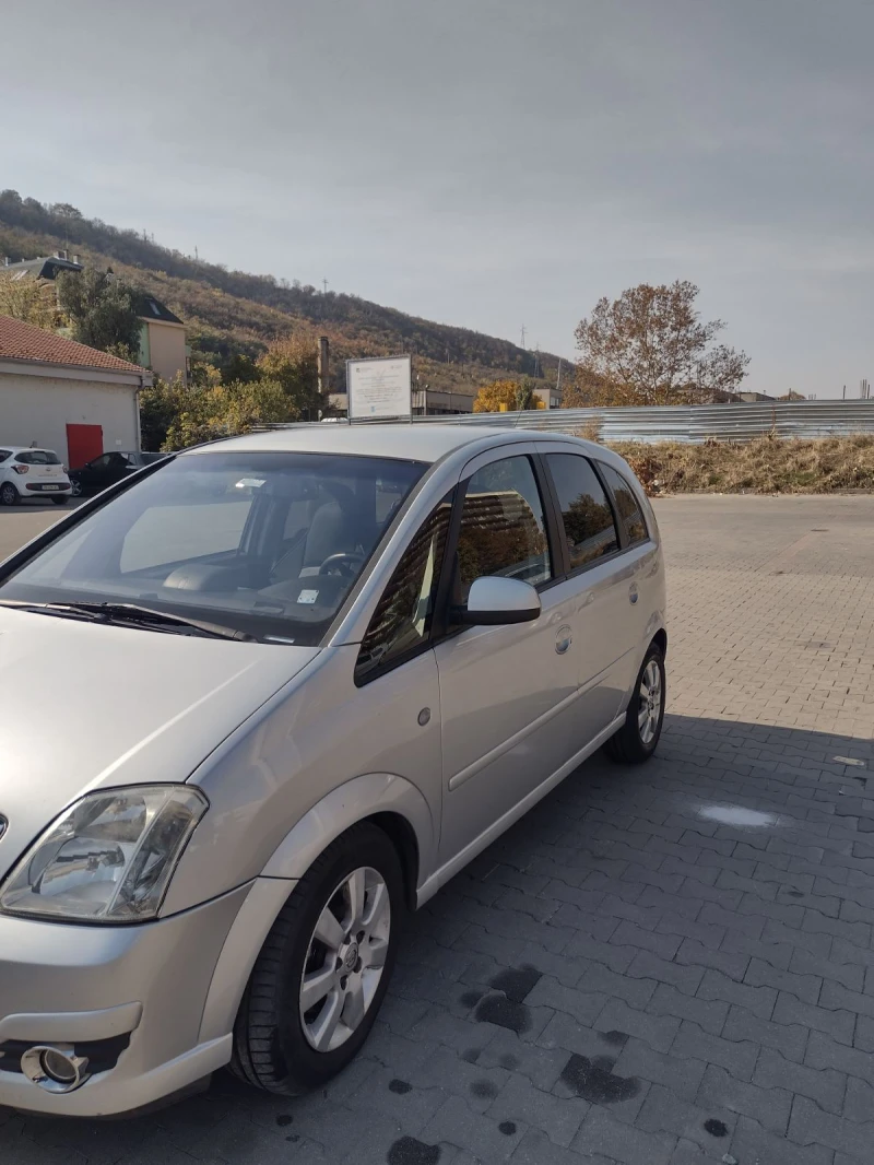 Opel Meriva, снимка 8 - Автомобили и джипове - 48108623