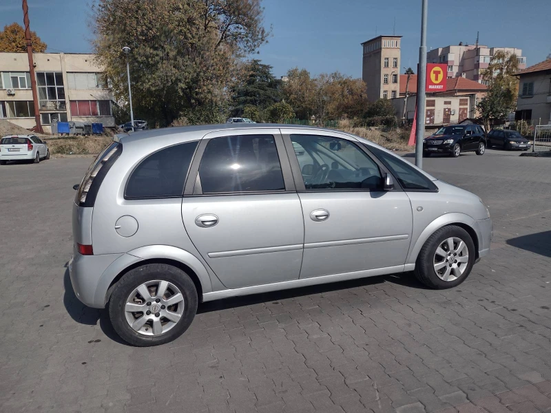 Opel Meriva, снимка 9 - Автомобили и джипове - 48108623