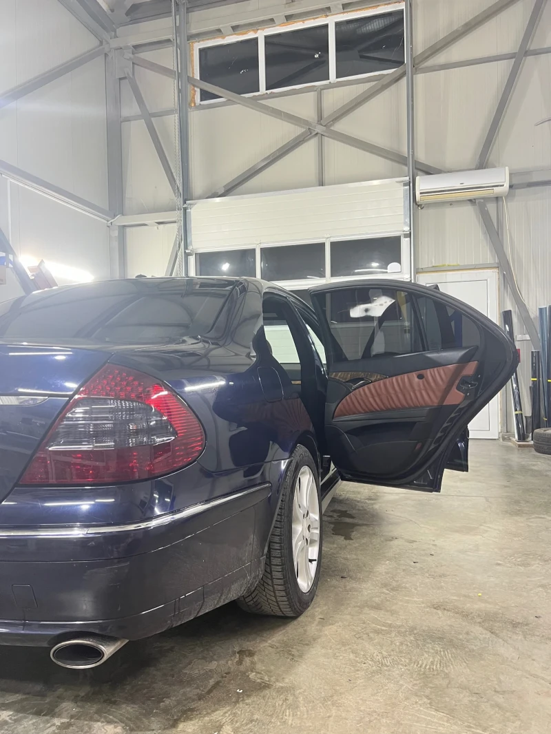 Mercedes-Benz E 280 FACELIFT, снимка 9 - Автомобили и джипове - 48380365