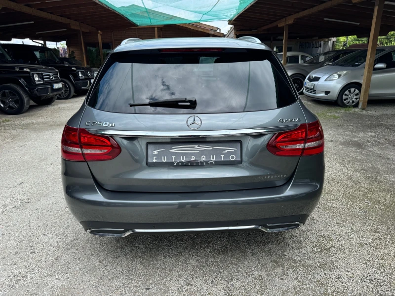 Mercedes-Benz C 250 4MAIC, 9G tronic, УНИКАТ внос ШВЕЙЦАРИЯ, снимка 8 - Автомобили и джипове - 50482995