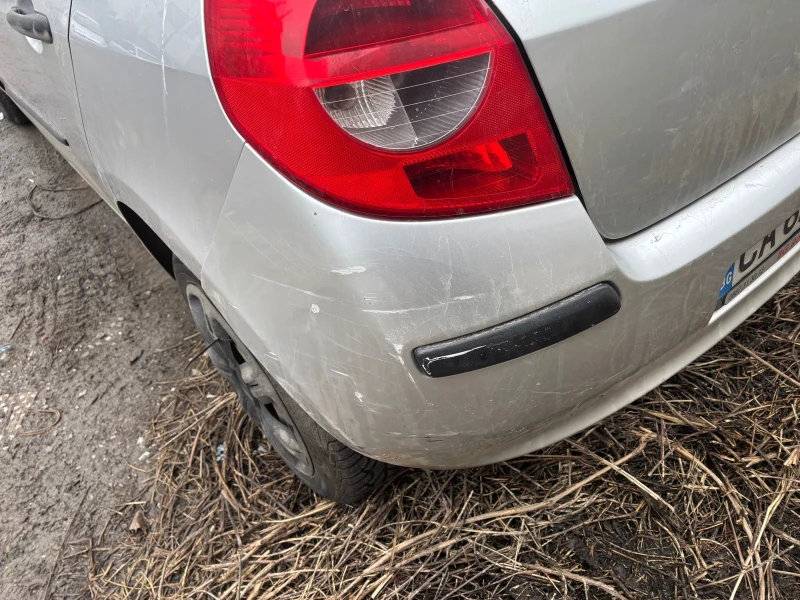 Renault Clio, снимка 5 - Автомобили и джипове - 53275913