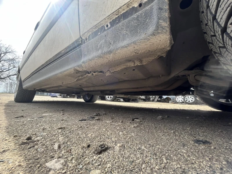 BMW 520, снимка 7 - Автомобили и джипове - 53462015