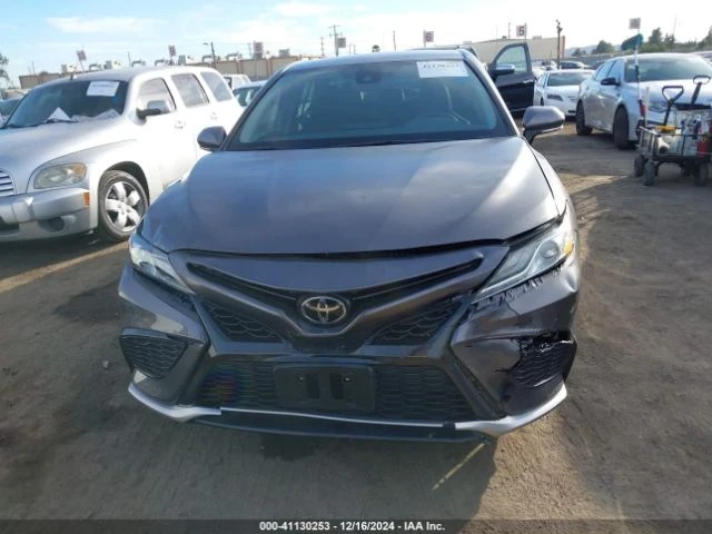 Toyota Camry, снимка 2 - Автомобили и джипове - 48758645