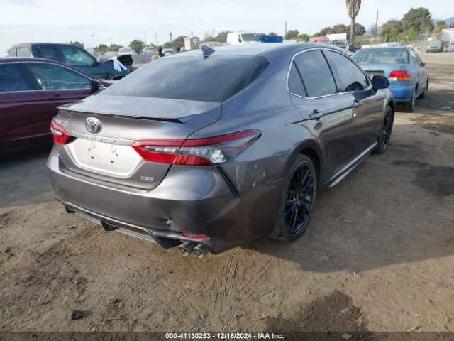 Toyota Camry, снимка 8 - Автомобили и джипове - 48758645