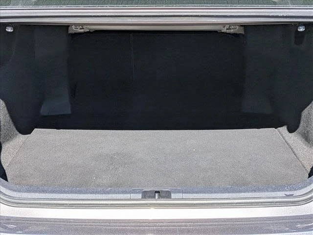 Toyota Camry !LE FWD!* АвтоКредит* Цена до БГ* , снимка 12 - Автомобили и джипове - 53459172