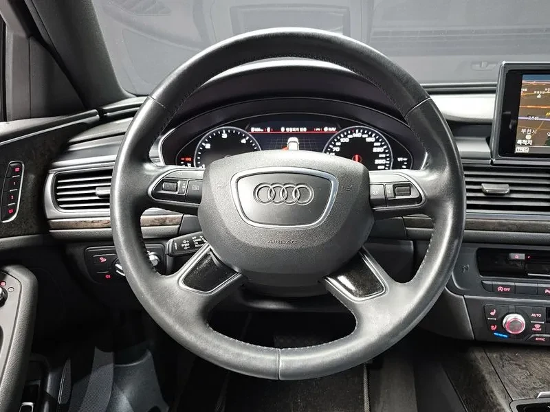 Audi A6 2.0 TDI, снимка 12 - Автомобили и джипове - 54561469