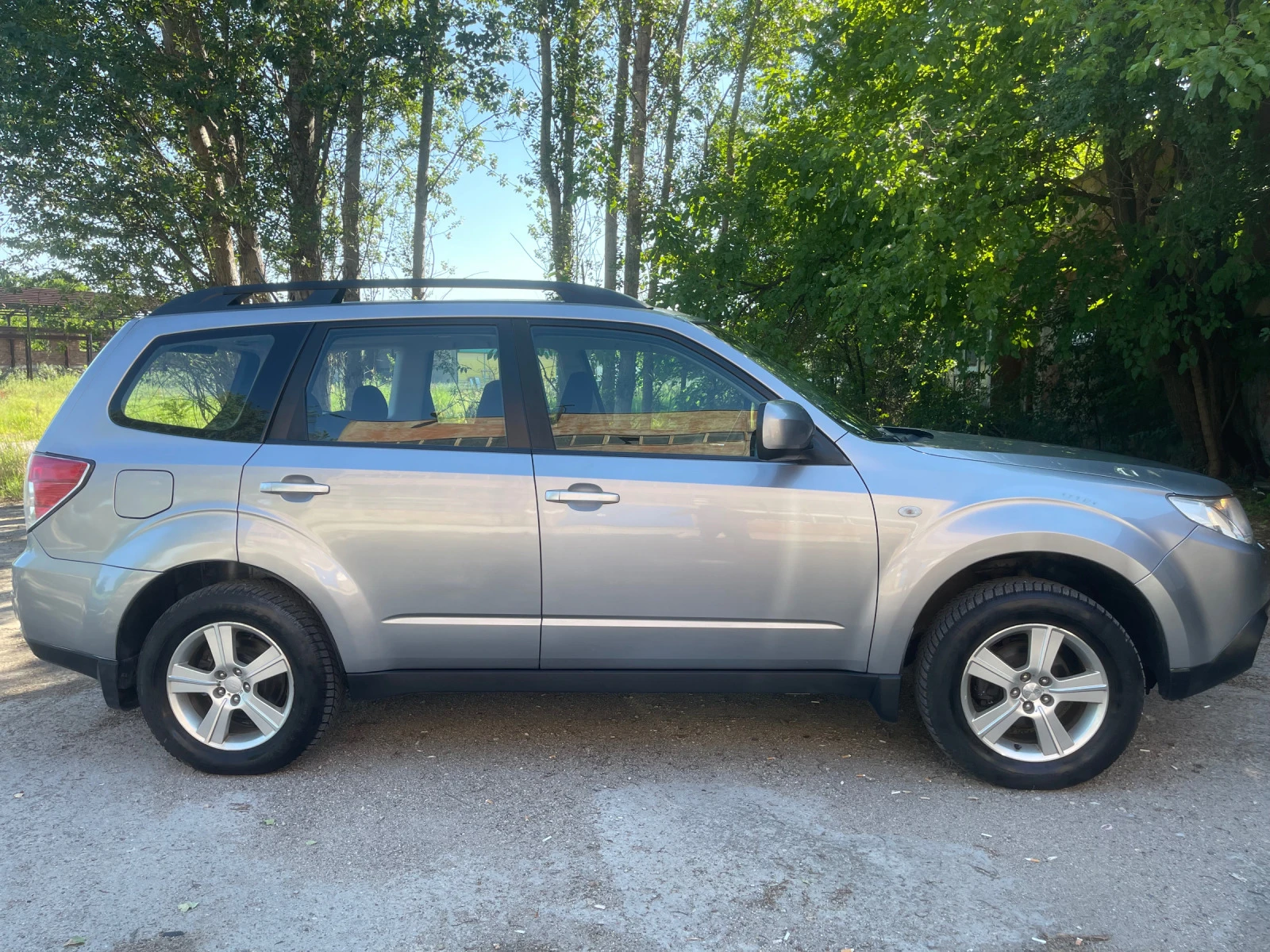 Subaru Forester 2.0 I 150 ks - изображение 2