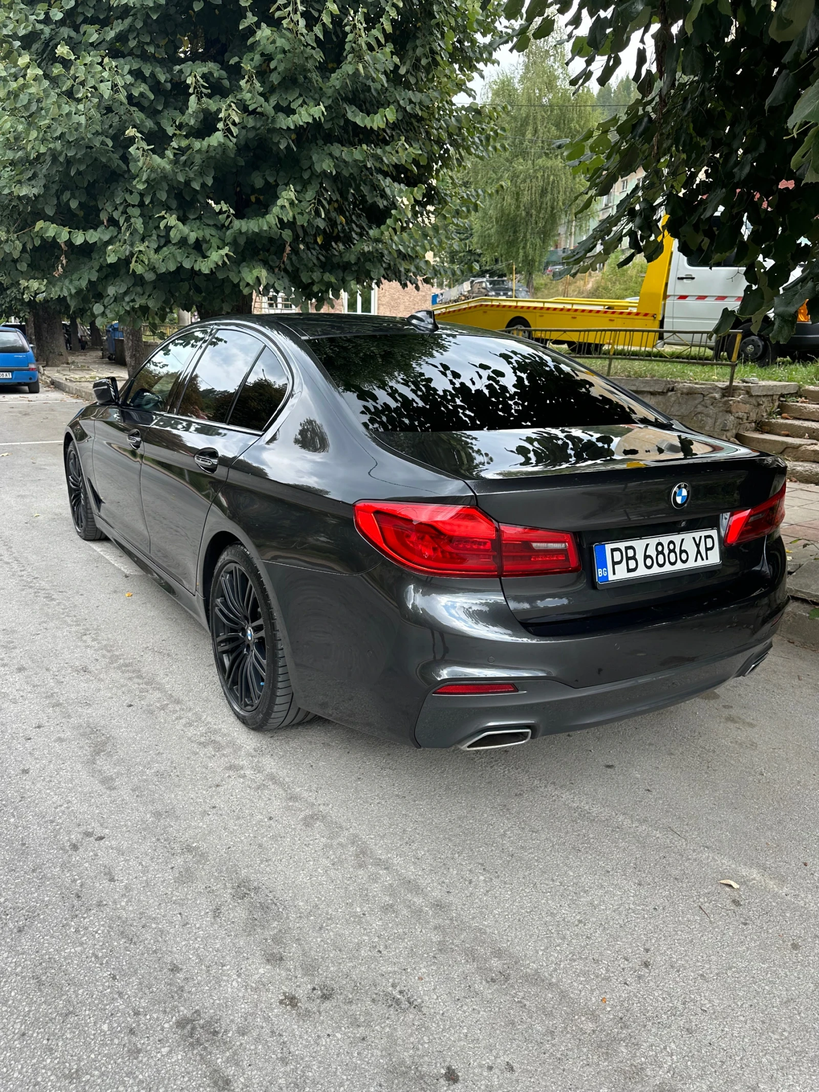 BMW 530 BMW 530 xd M sport - изображение 4