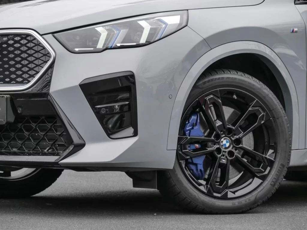 BMW iX2 30 xDrive Msport - изображение 3