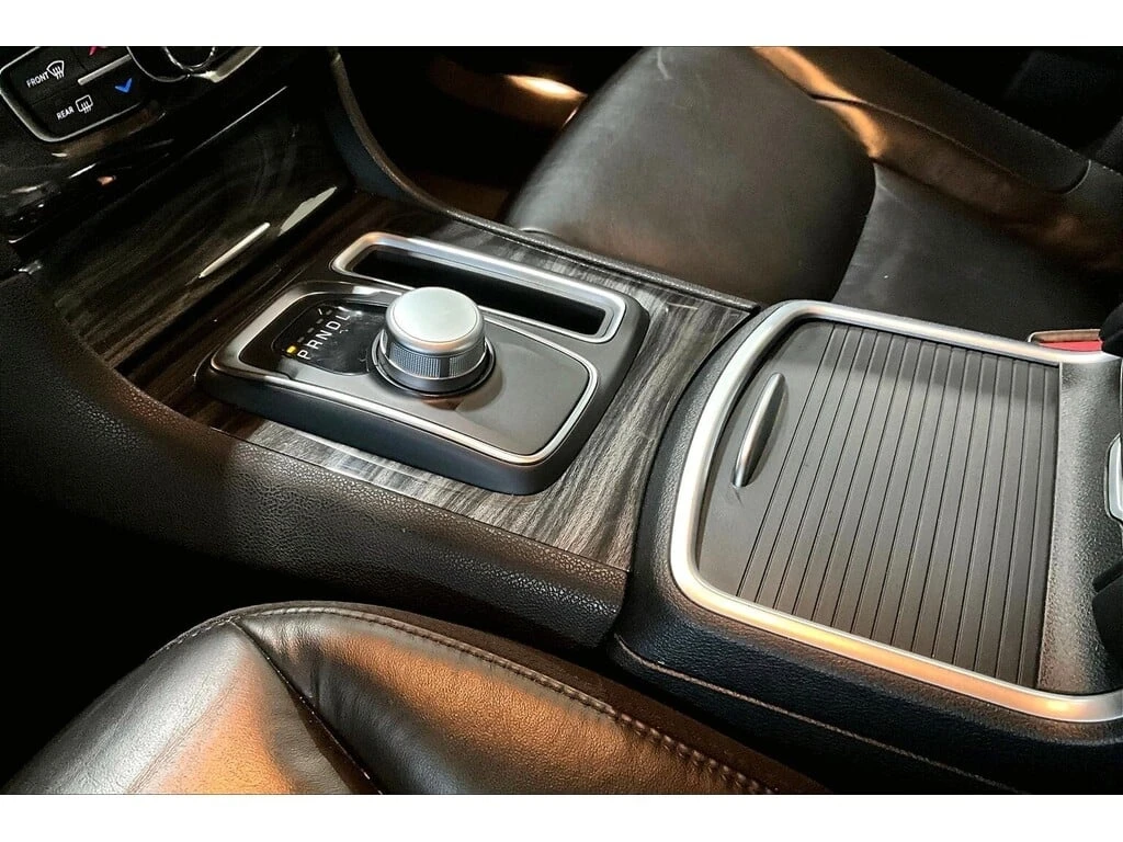 Chrysler 300c * Touring | V6 | Heated Seats | Navigation * CARFA | Mobile.bg � ����������� 11