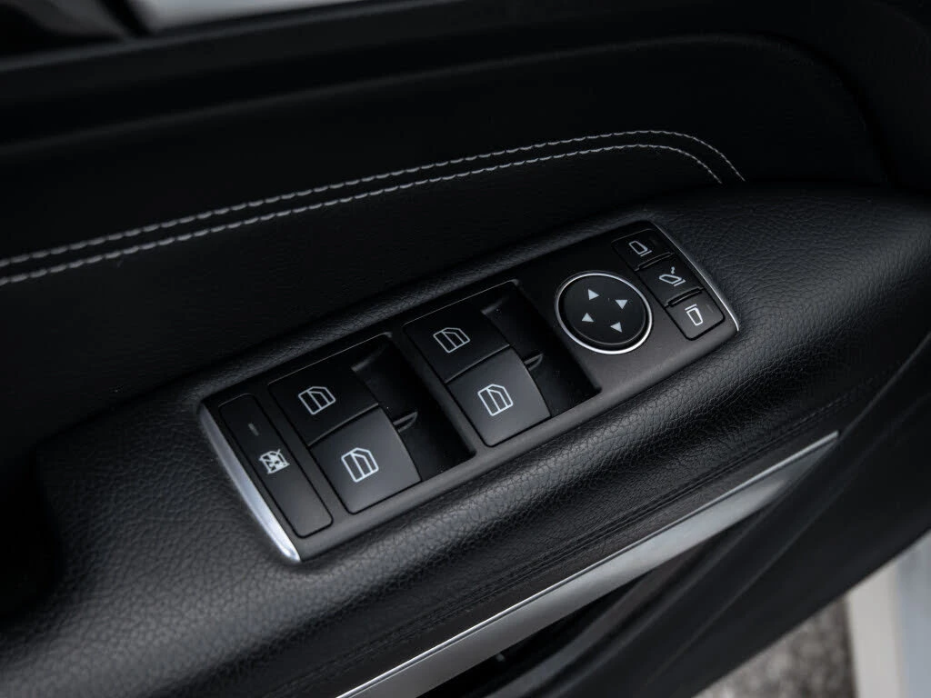 Mercedes-Benz E 400 Cabriolet* ����������* (���� �� ��) | Mobile.bg � ����������� 11