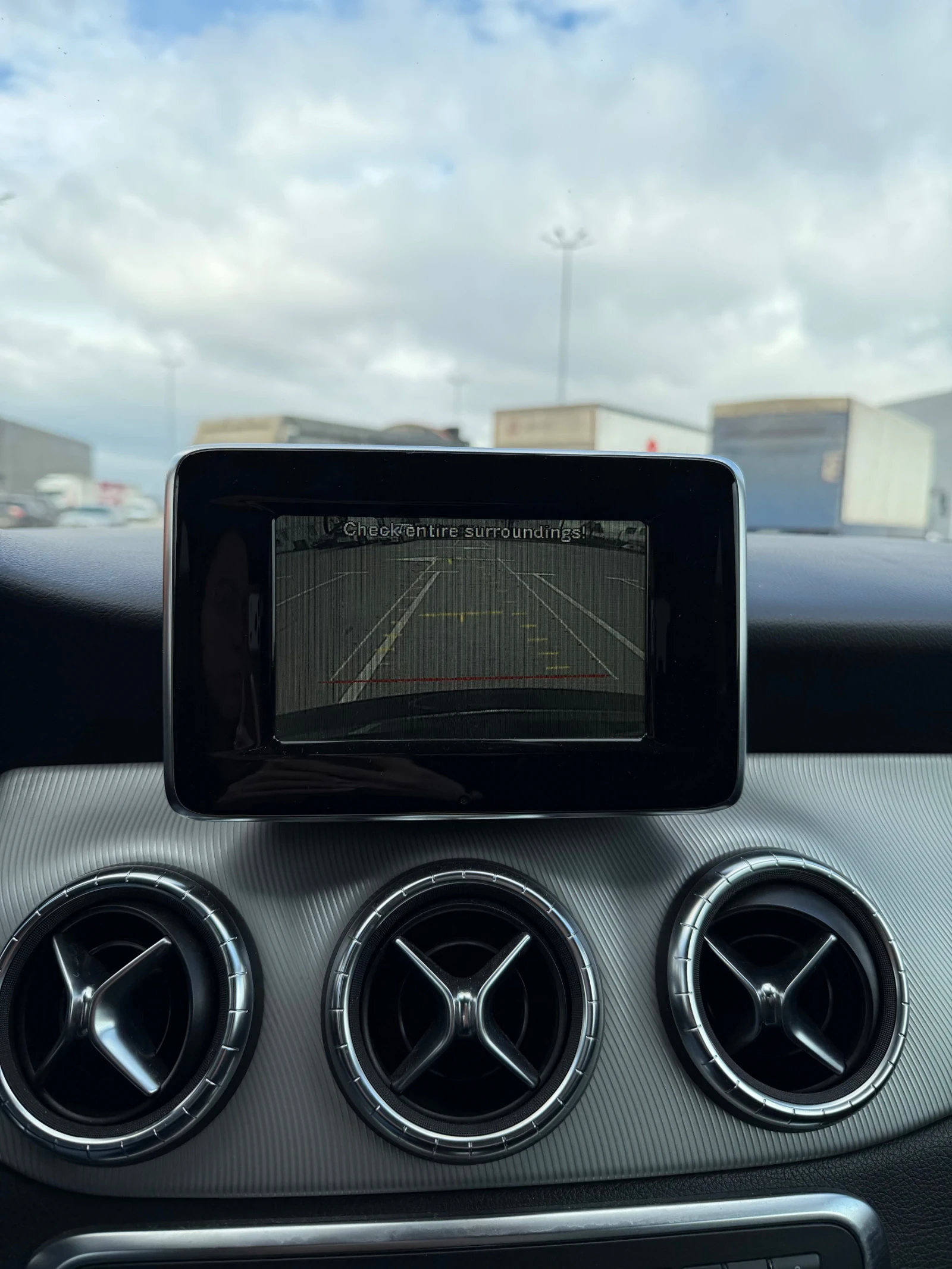 Mercedes-Benz CLA 220  - изображение 5