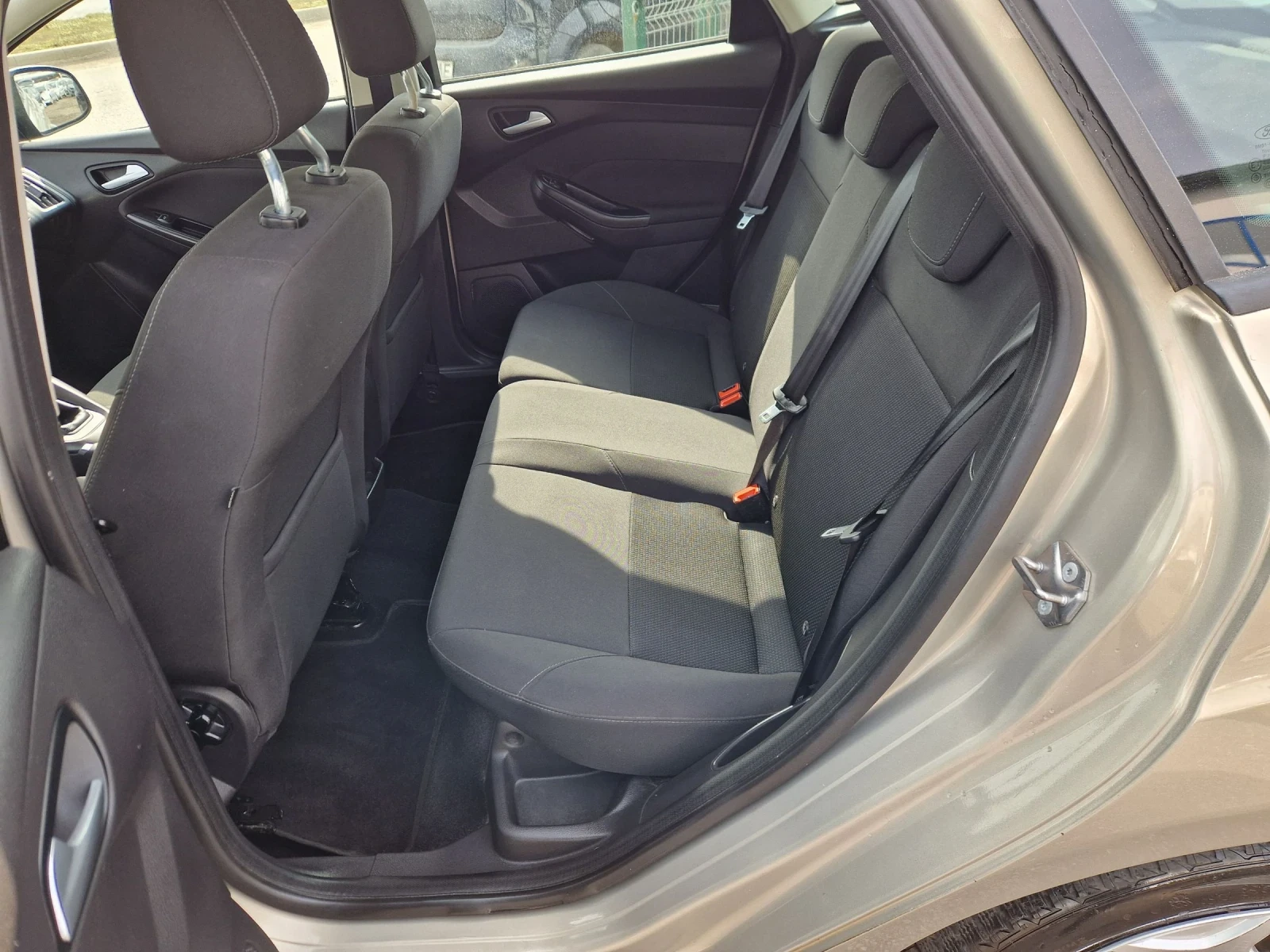 Ford Focus 1.5 HDI 95HP.GHIA ITALIA | Mobile.bg � ����������� 11