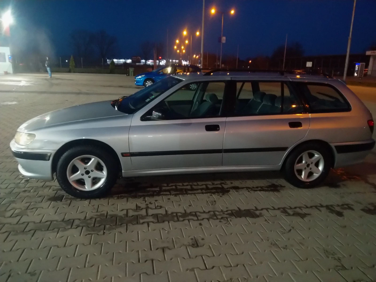 Peugeot 406 1.8 Gas, снимка 4 - Автомобили и джипове - 53829334