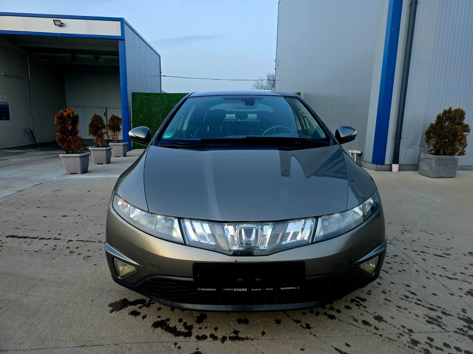 Honda Civic 1.8 БЕНЗИН-ГАЗ , снимка 2 - Автомобили и джипове - 53851751
