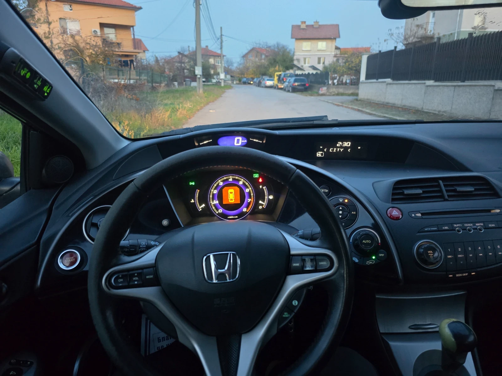 Honda Civic 1.8 БЕНЗИН-ГАЗ , снимка 8 - Автомобили и джипове - 53851751