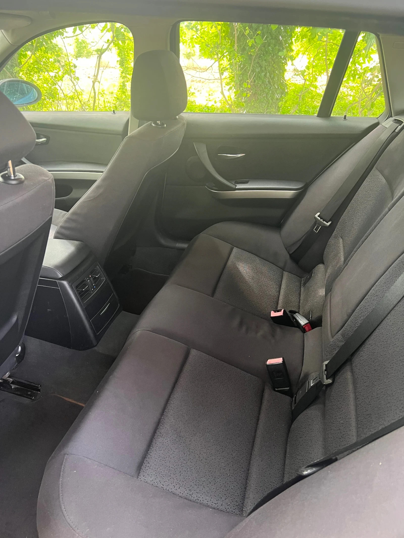 BMW 320 СЕРВИЗНА ИСТОРИЯ, снимка 12 - Автомобили и джипове - 53860823