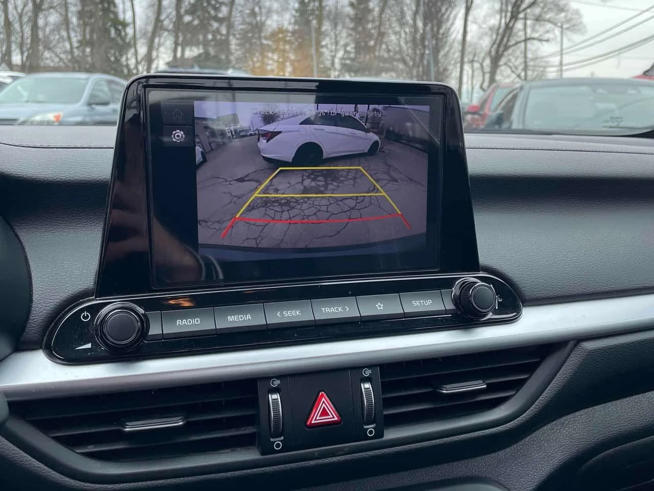 Kia Forte * EX IVT * CARFAX * ���� �� �� | Mobile.bg � ����������� 16