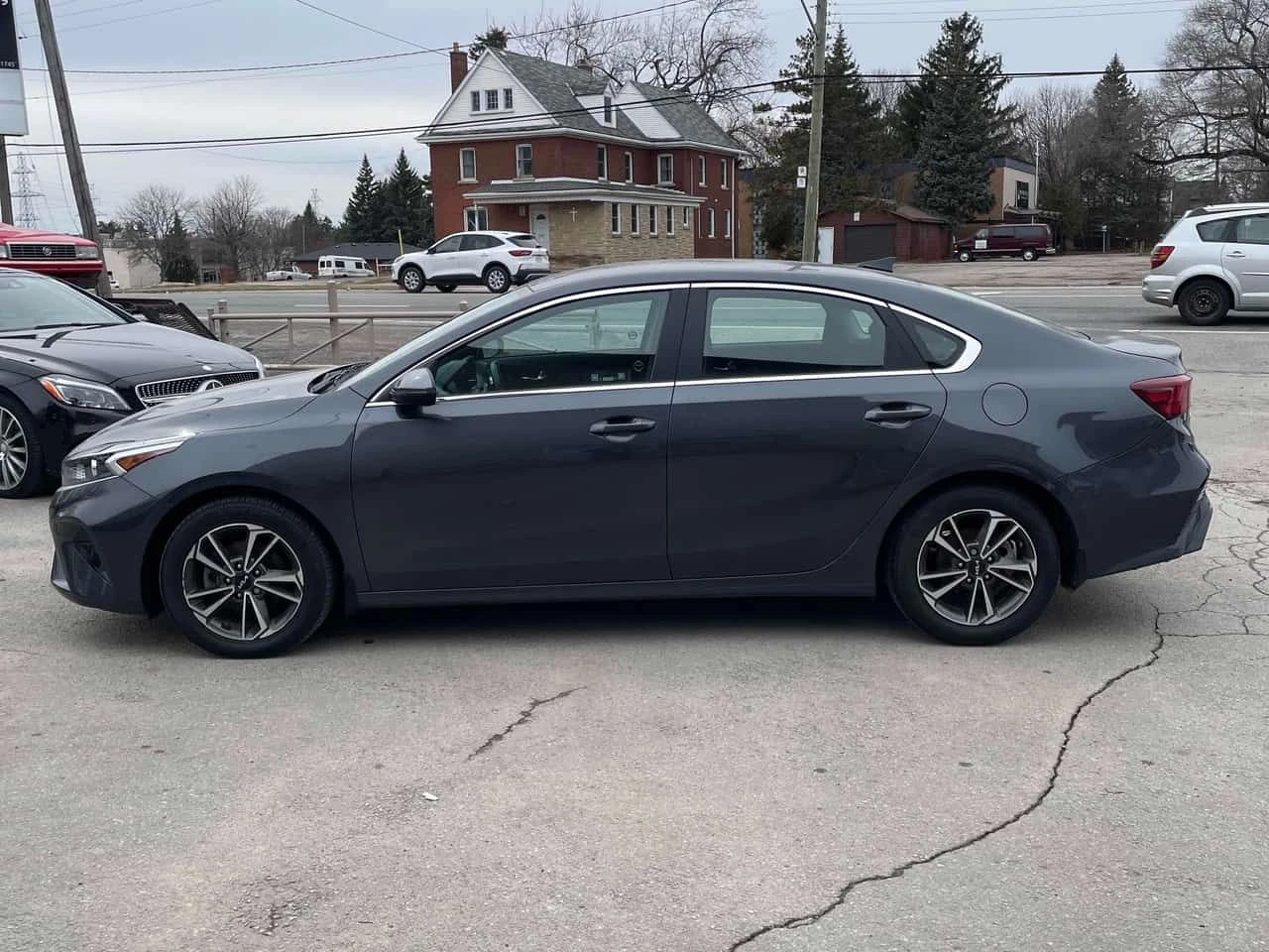 Kia Forte * EX IVT * CARFAX * ���� �� �� | Mobile.bg � ����������� 2