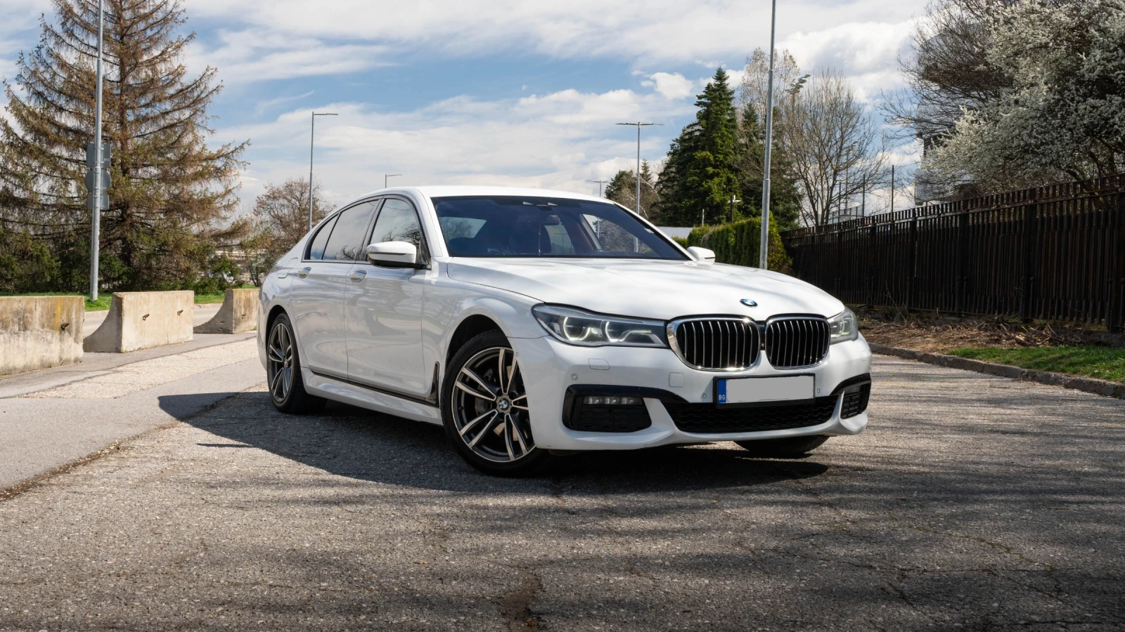 BMW 740 XD/INDIVIDUAL/ 4x Massage/ 4x обдухване/ALCANTARA