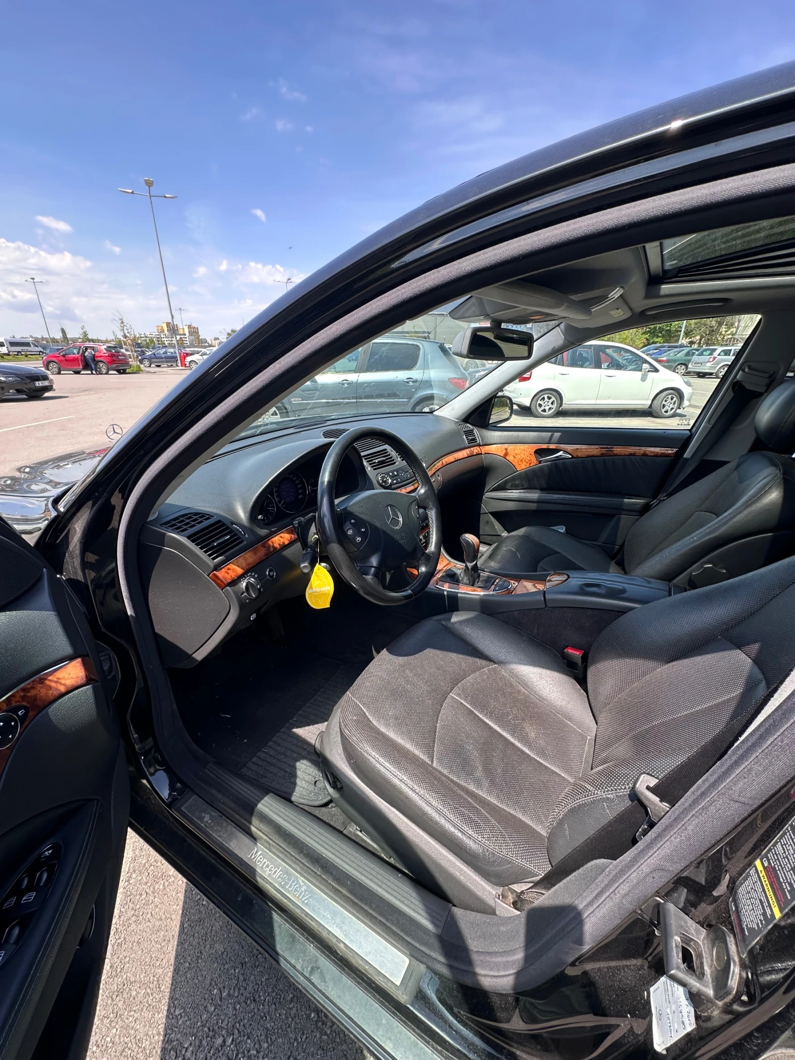 Mercedes-Benz E 270, снимка 13 - Автомобили и джипове - 54343442