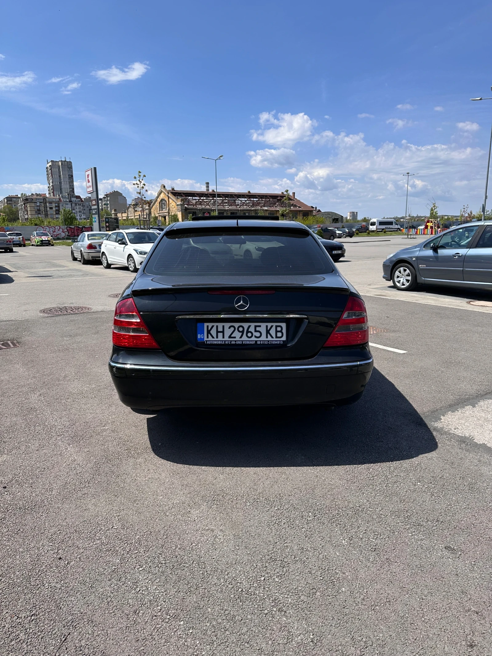 Mercedes-Benz E 270, снимка 6 - Автомобили и джипове - 54343442