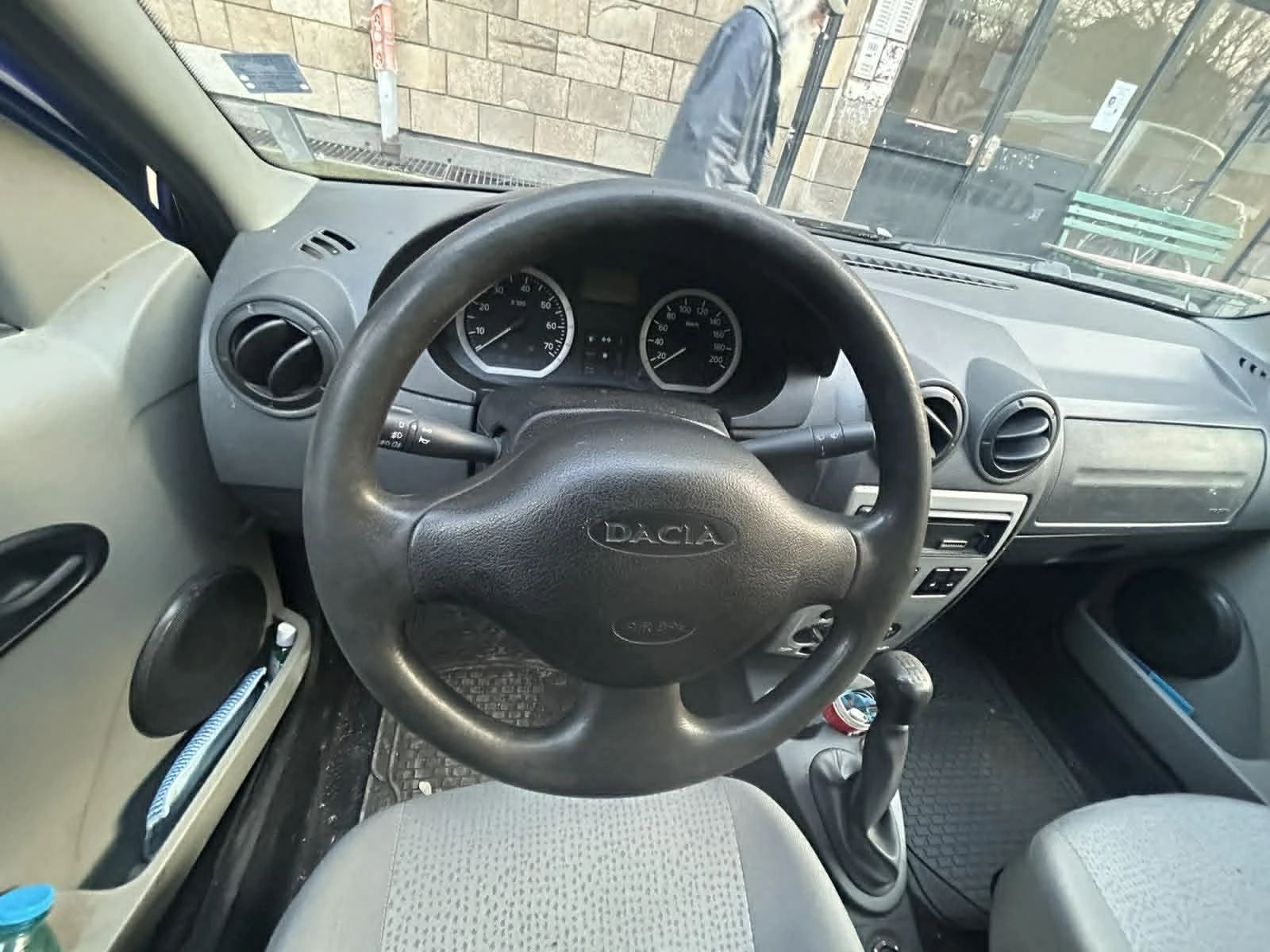 Dacia Logan, снимка 4 - Автомобили и джипове - 54375516
