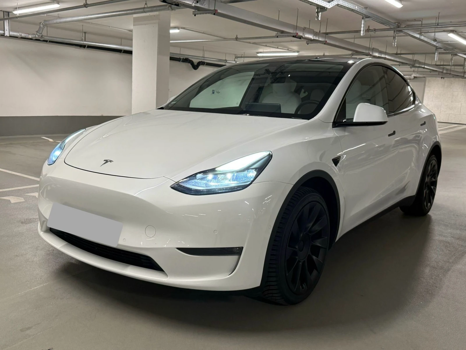Tesla Model Y Dual Motor Long Range, снимка 4 - Автомобили и джипове - 54482690