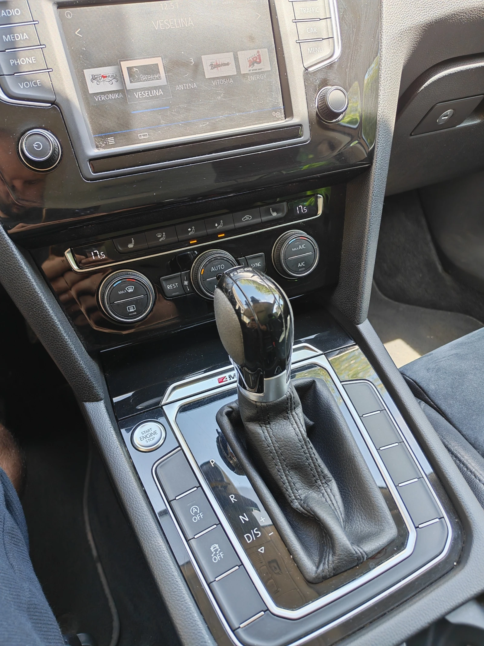 VW Passat 4MOTION, снимка 14 - Автомобили и джипове - 54491998